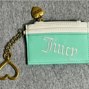 💋💋Juicy Couture Mint and Cream Card Holder with Heart Charm💋💋